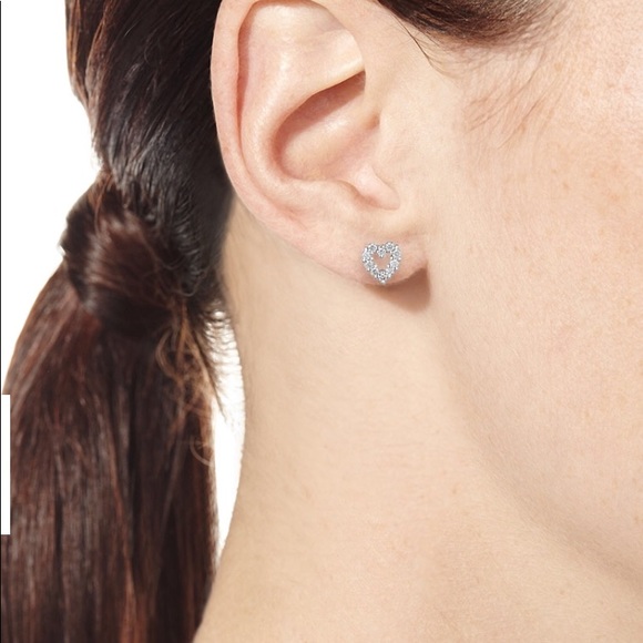 Roberto Coin Tiny Treasures diamond heart earrings. 18k yellow gold. - Picture 4 of 4